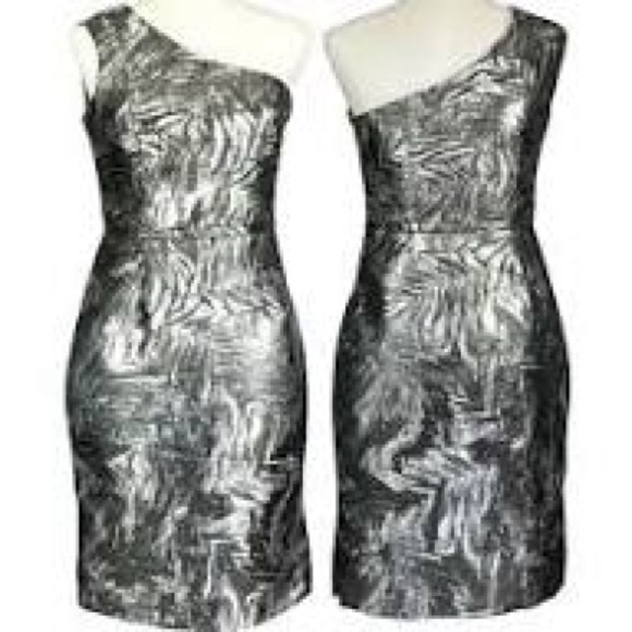 Calvin Klein one shoulder, metallic, party dress size 8. - Picture 6 of 7